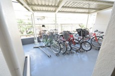 ダコタ西荻　駐輪場