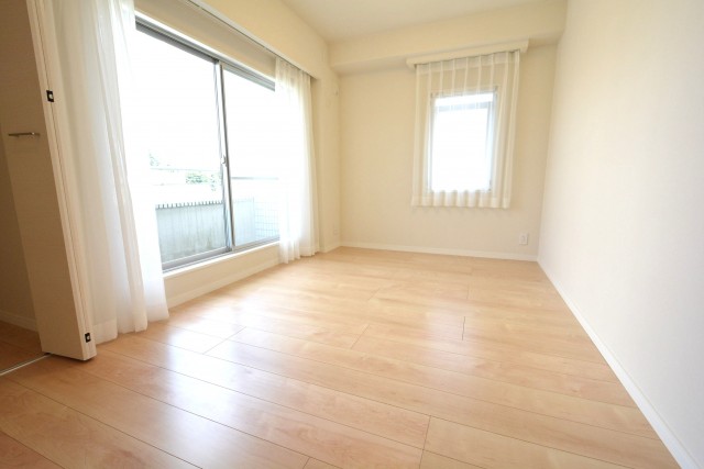 クレール荻窪　洋室　6.8帖