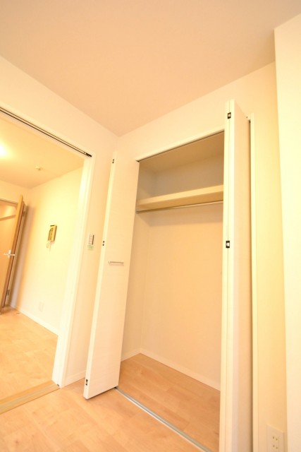 朝日プラザ梅ヶ丘　洋室　8.2帖　302