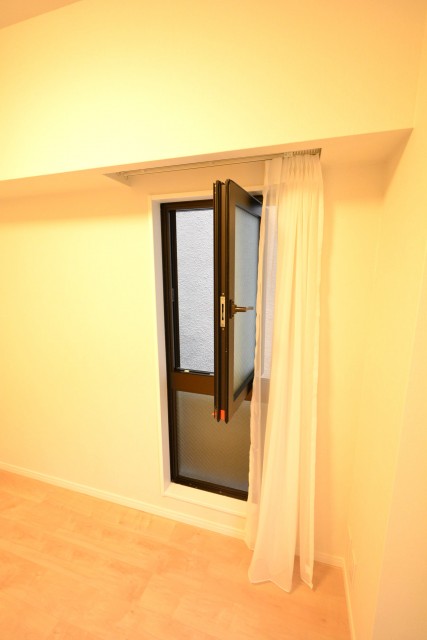 朝日プラザ梅ヶ丘　洋室　4.7帖　201