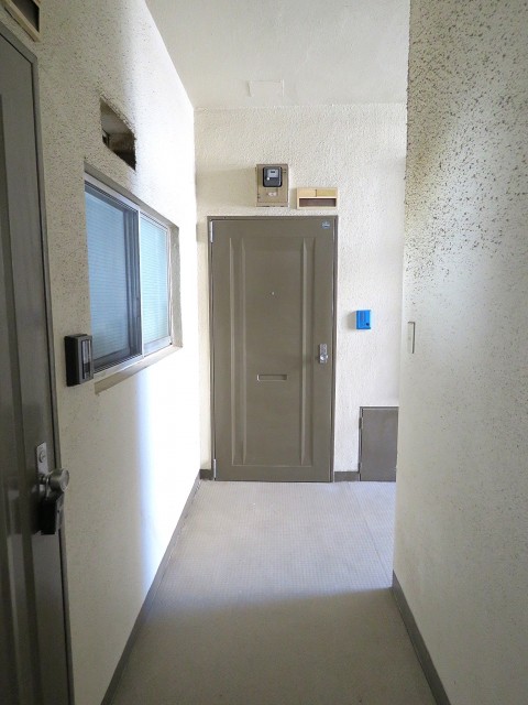 ダコタ西荻　共用廊下