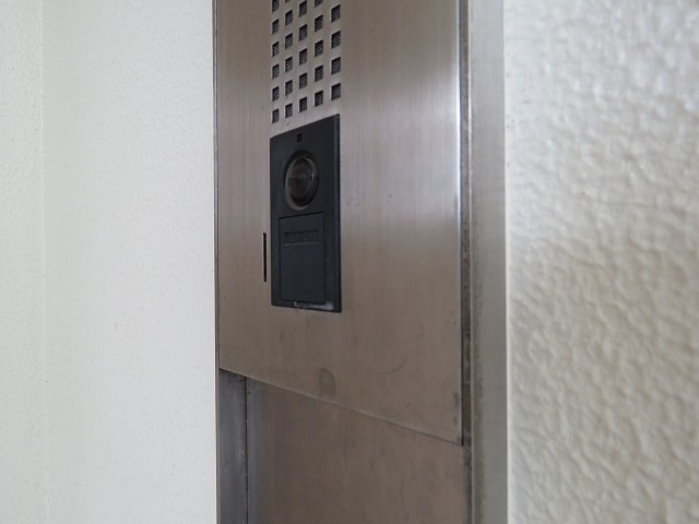 ルピナス中野レジデンス　TVモニター付きインターホン