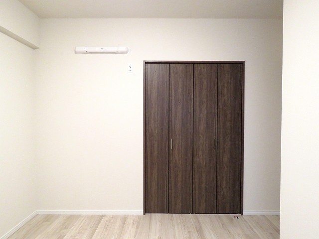 ルピナス中野レジデンス　洋室約6.3帖