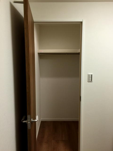 北大塚ハイツ　洋室4.2帖収納