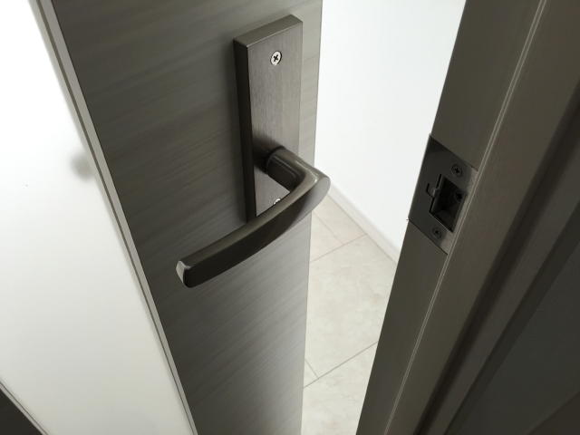 メゾン・デラビル巣鴨　リビングダイニングキッチンへ