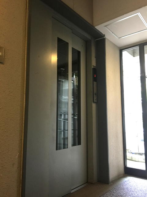 馬事公苑前住宅　エレベーター