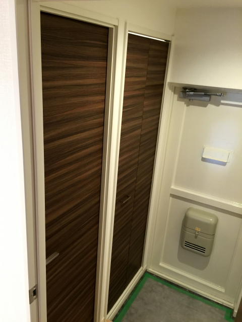 馬事公苑前住宅　シューズインクローゼット