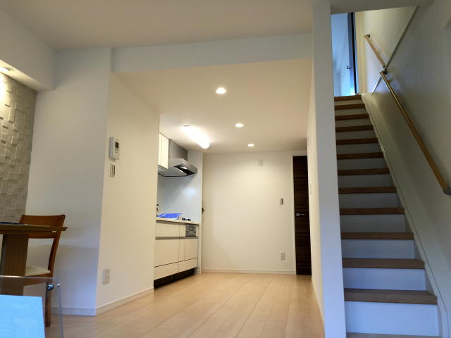 馬事公苑前住宅　リビングダイニングキッチン