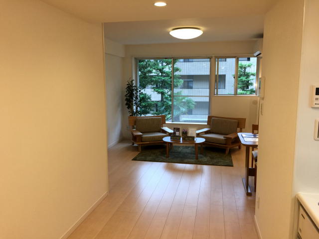 馬事公苑前住宅　リビングダイニングキッチン