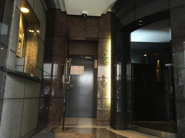 クレアール余丁町　エントランス