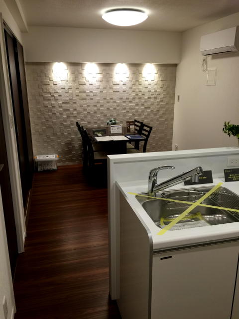 シティハウス西大久保　リビングダイニングキッチン