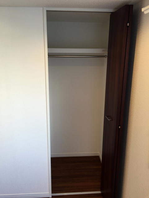 シティハウス西大久保　洋室約6帖収納