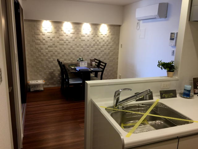 シティハウス西大久保　リビングダイニングキッチン