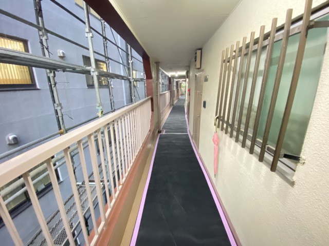 サンハイツ八幡山 玄関