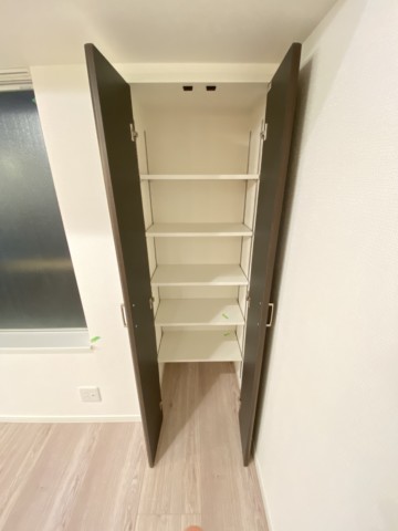 サンハイツ八幡山 (12)LDK