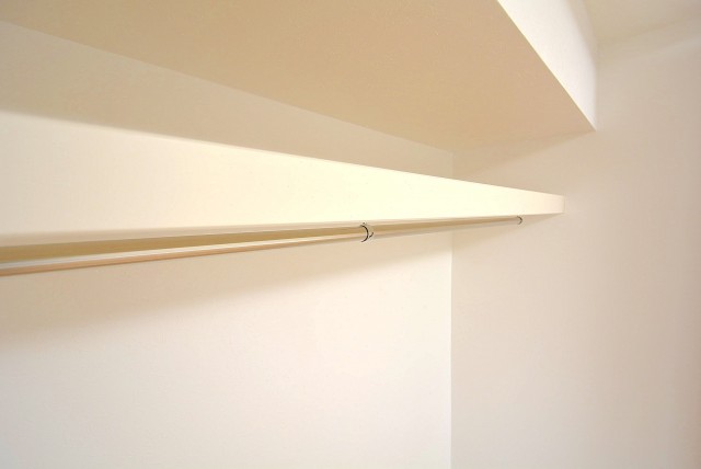 サニークレスト三田 洋室１