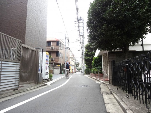 セイントマンション　前面道路