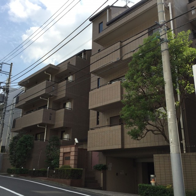 藤和薬王寺ホームズ　外観