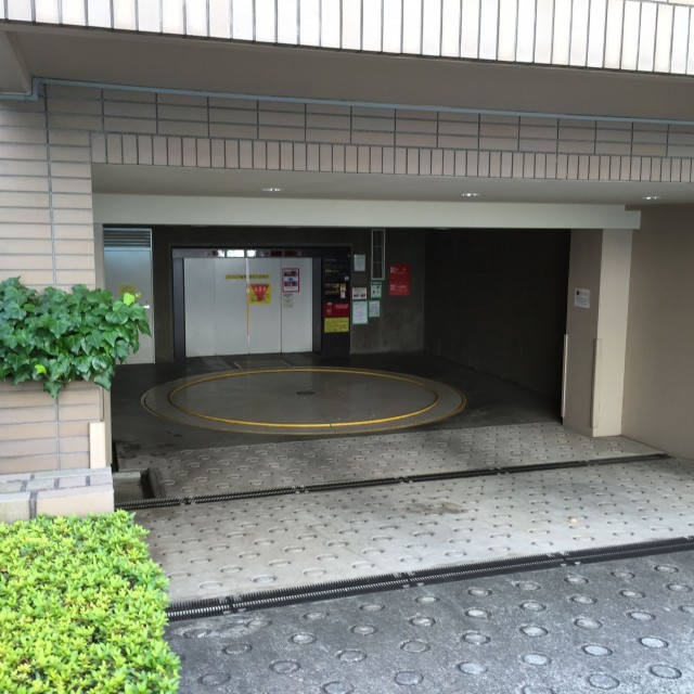 藤和薬王寺ホームズ　駐車場