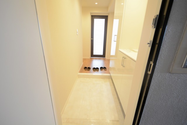 パークハイム上馬 玄関