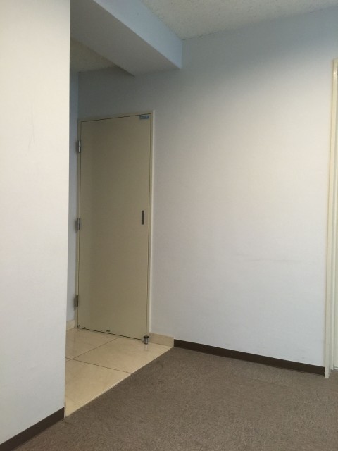 藤和薬王寺ホームズ　玄関前