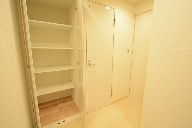 古河松原マンション 玄関収納