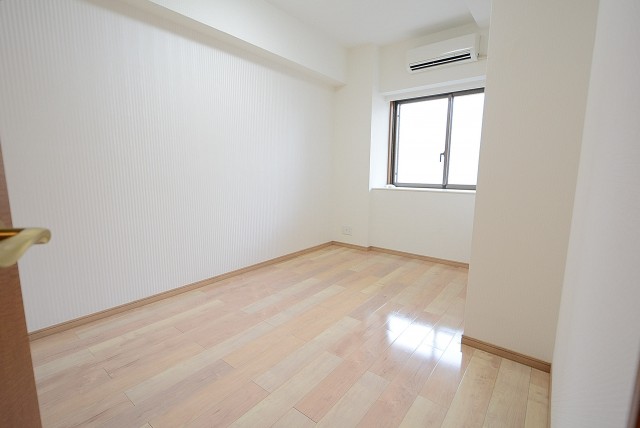 高田馬場パークハウス弐番館 洋室②