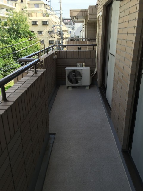 薬王寺ホームズ　バルコニー