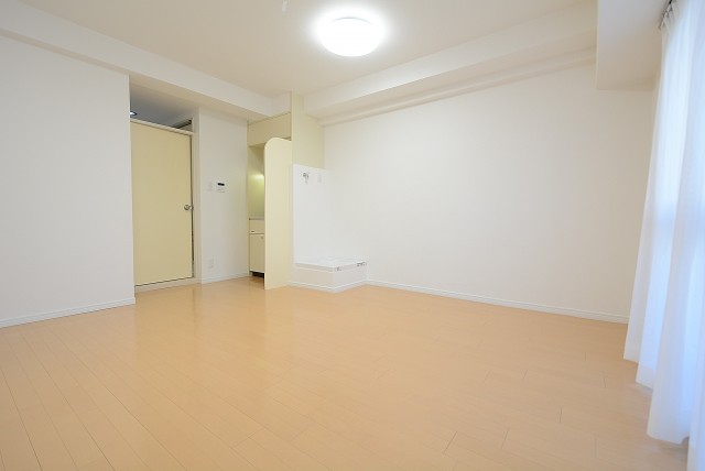 ヴェラハイツ浜町 洋室