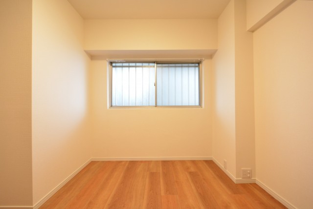 協栄メゾン代々木 洋室1