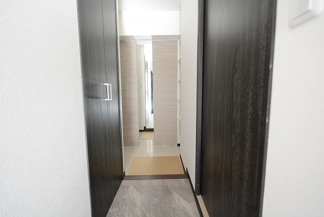 メナー代田 　玄関