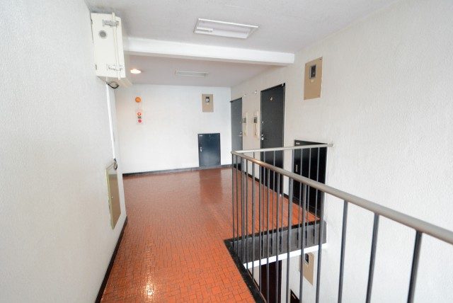 パークハイム上馬 エントランス