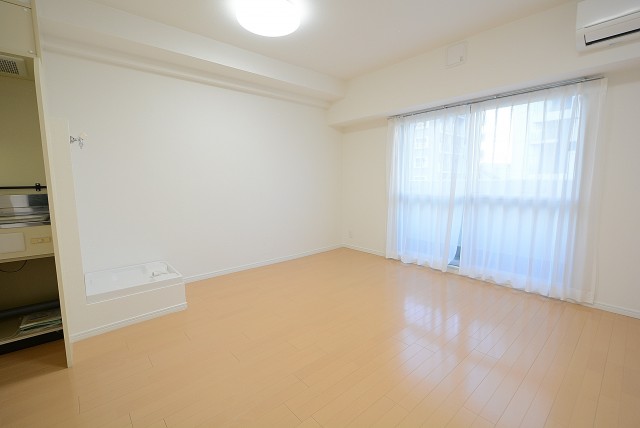 ヴェラハイツ浜町 洋室