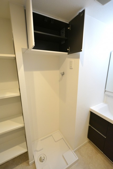 協栄メゾン代々木 洗面室