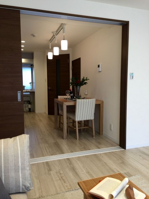 代々木グランドハイツ洋室9.4帖収納