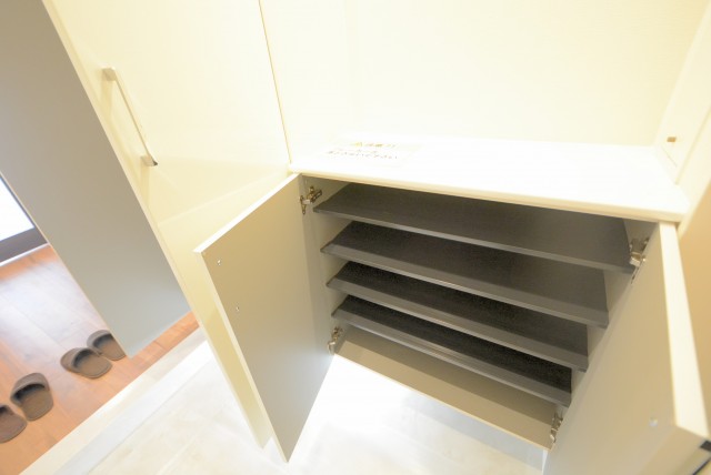 パークハイム上馬 玄関