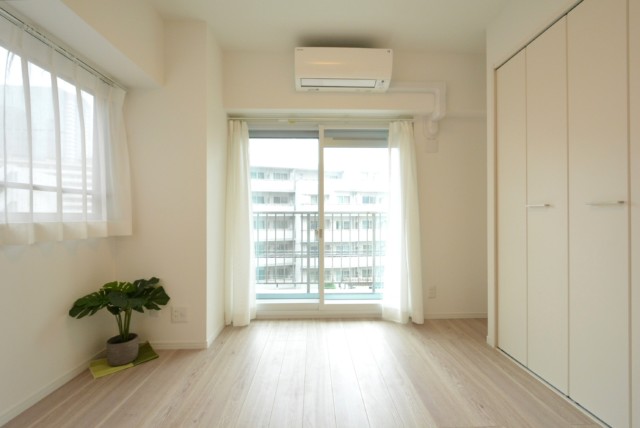 メガロン御殿山 洋室バルコニー