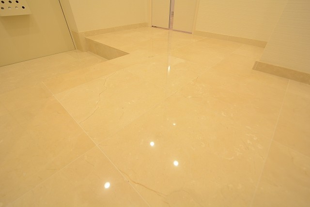 古河松原マンション 玄関