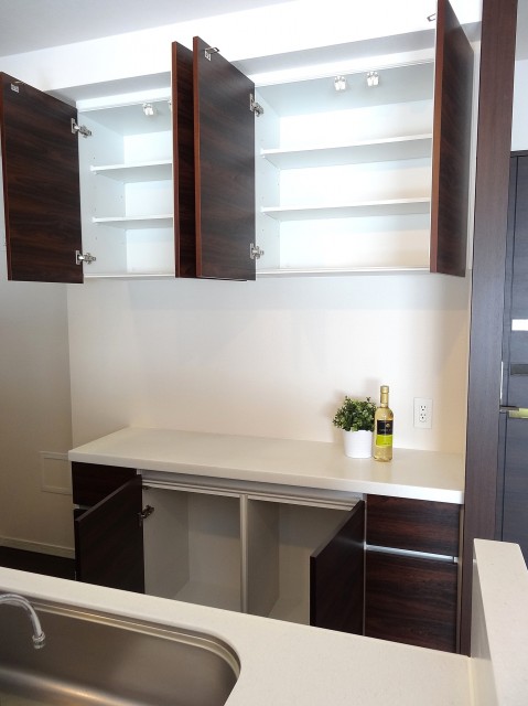 サンウッド尾山台　カップボード