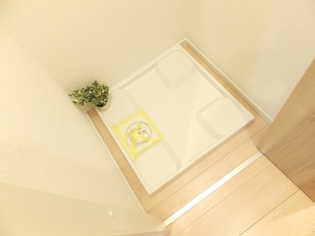 パールハイツ大塚　洗濯機置場