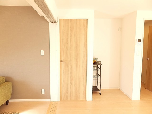 パールハイツ大塚　洋室扉