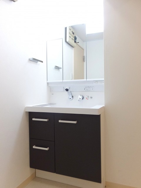 メイゾン等々力　洗面化粧台