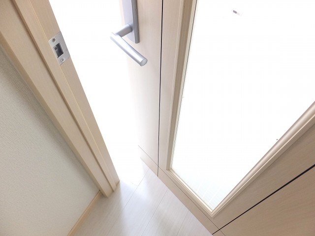 メイゾン等々力　ダイニングキッチン扉