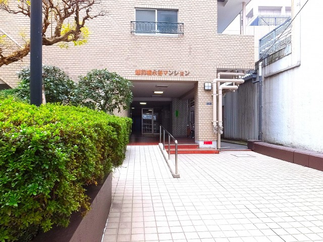 越前堀永谷マンション　エントランス