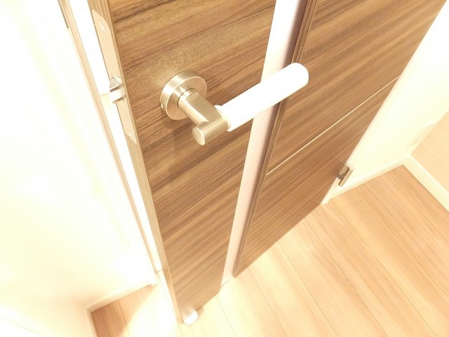 越前堀永谷マンション　ダイニングキッチン扉