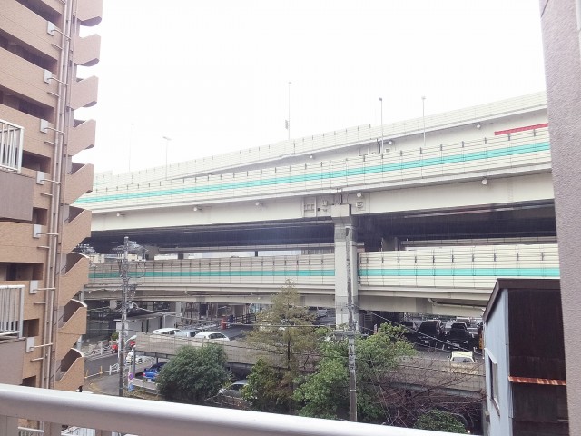 セブンスターマンション第二日本橋　玄関外