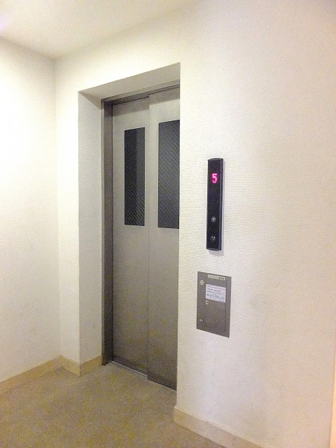 市谷逢坂ハウス　エレベーター