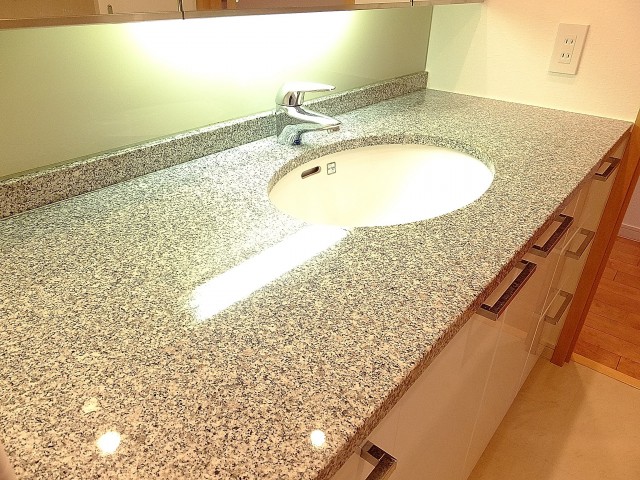 市谷逢坂ハウス　洗面台