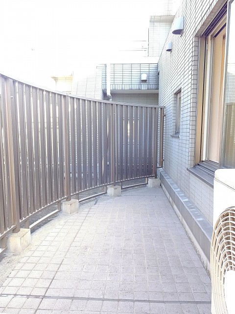 市谷逢坂ハウス　8.0帖ベッドルームのルーフバルコニー