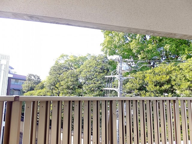 市谷逢坂ハウス　8.0帖ベッドルームのルーフバルコニー眺望